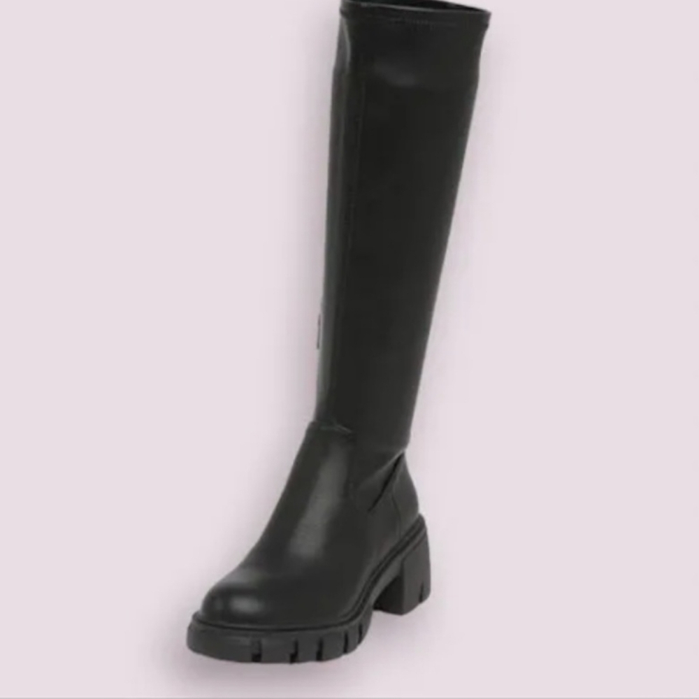STEVE MADDEN Higher Knee High Boot Size 10 NIB